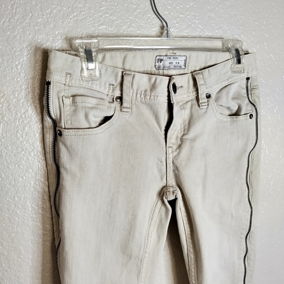 Free people levon bone side zipper low rise skinny jeans sz 26 - Picture 3 of 9
